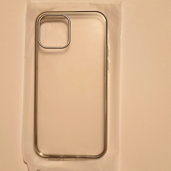 Cafele iPhone 12 max case- silver (6.1inch) - Picture 2 of 9